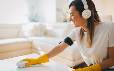 Turning Spring Cleaning into Your Spring-Time Side Hustle